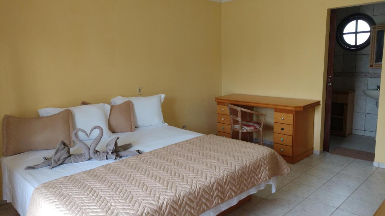 Hotel Velha Corte Sao Jose dos Pinhais Room photo